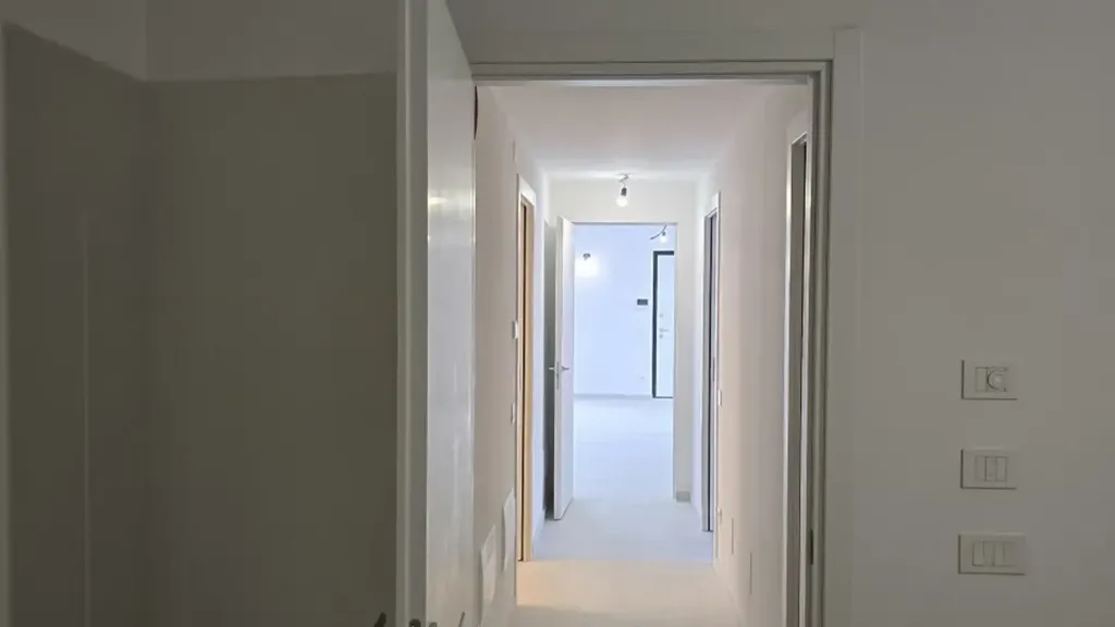 Hallway - Trilocale with Eco-Friendly Features in Montichiari