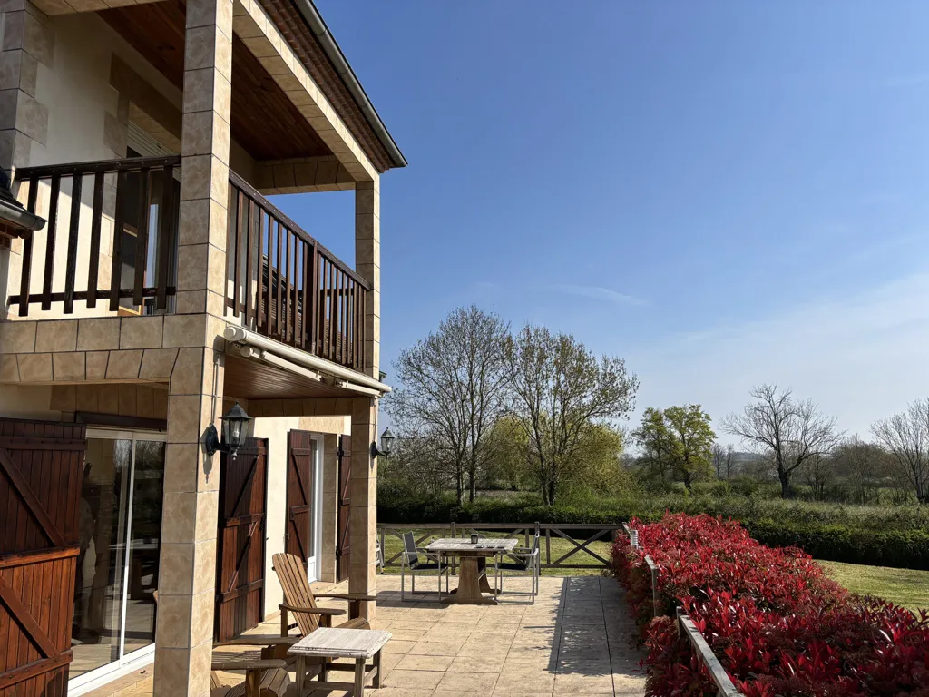 Terrasse - Maison Prête à Emménager avec Terrain à Autry-Issards