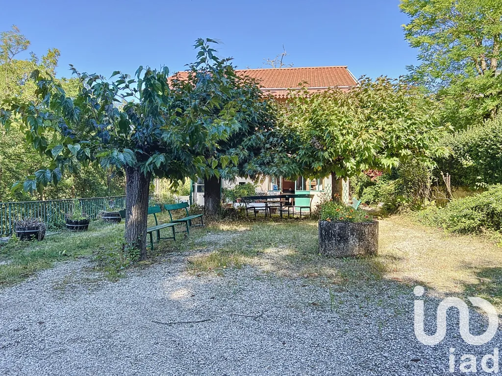 Jardin - Maison de Campagne à Rénover avec Vue sur le Tarn à Millau