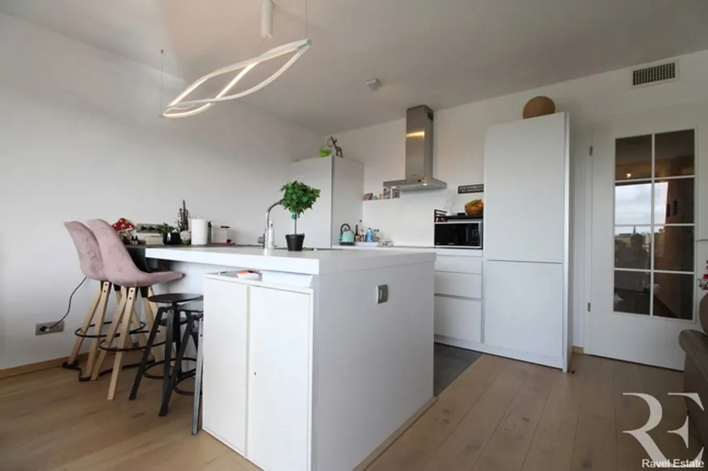 Cucina - Luxury 2-Bedroom Apartment with Terrace in Ixelles