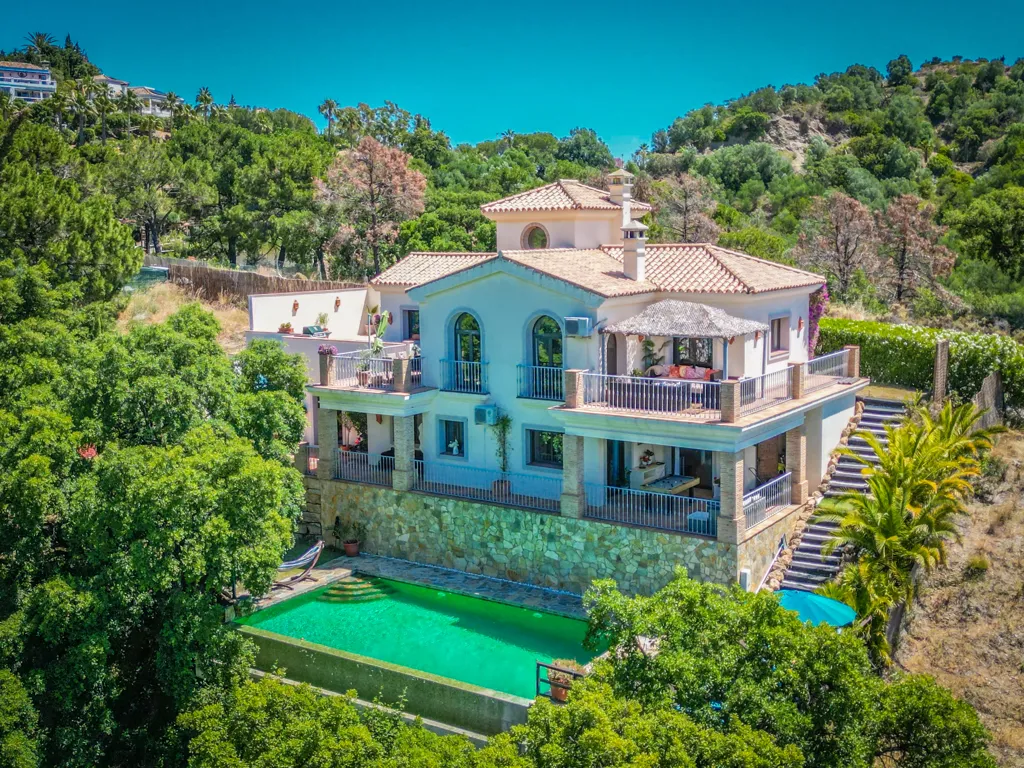 Vista aerea - Villa with Panoramic View in Estepona