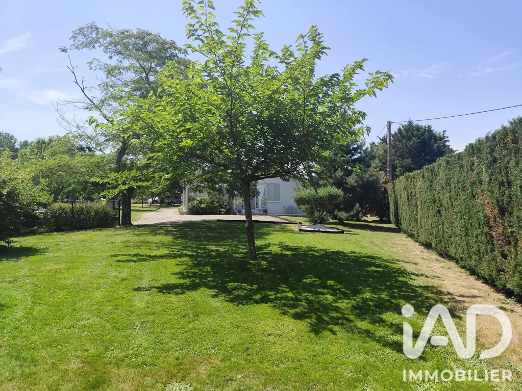Giardino - Ground Floor House with Pool in Arblade-le-Bas