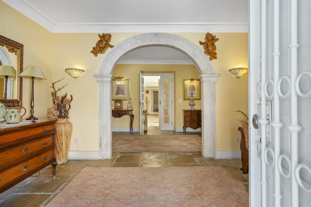 Entrée - Renovated Villa with Pool in S. Pedro do Estoril