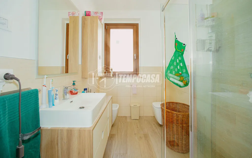 Bagni - Renovated Villa with Garden in Vigevano