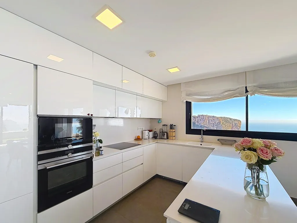 Cuisine - 3-Bed Flat with Pool in Benitachell