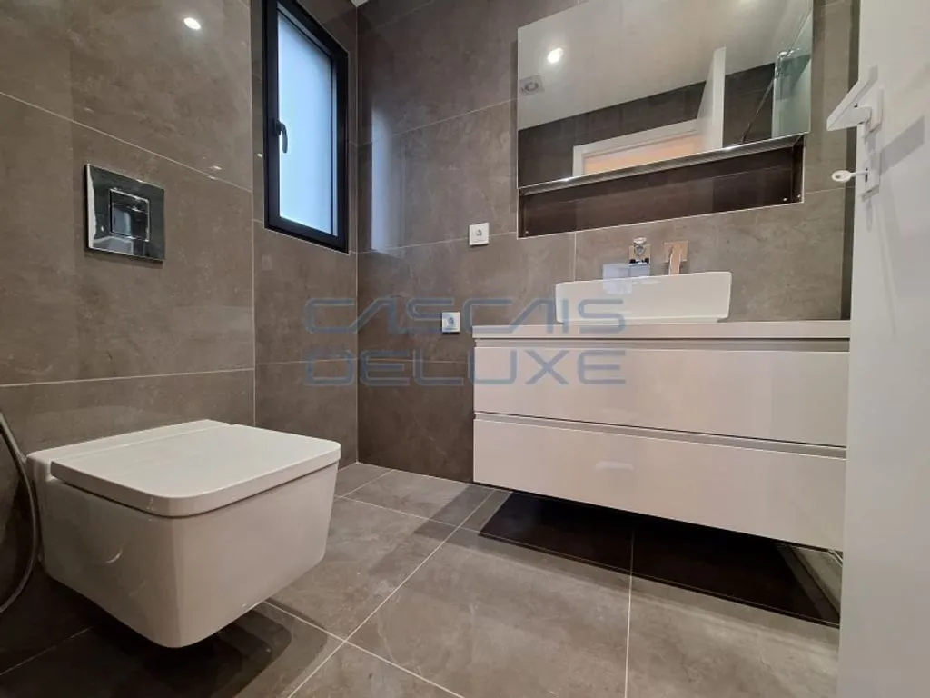 Vannitoad - Luxury Villa with Private Pool in Cascais
