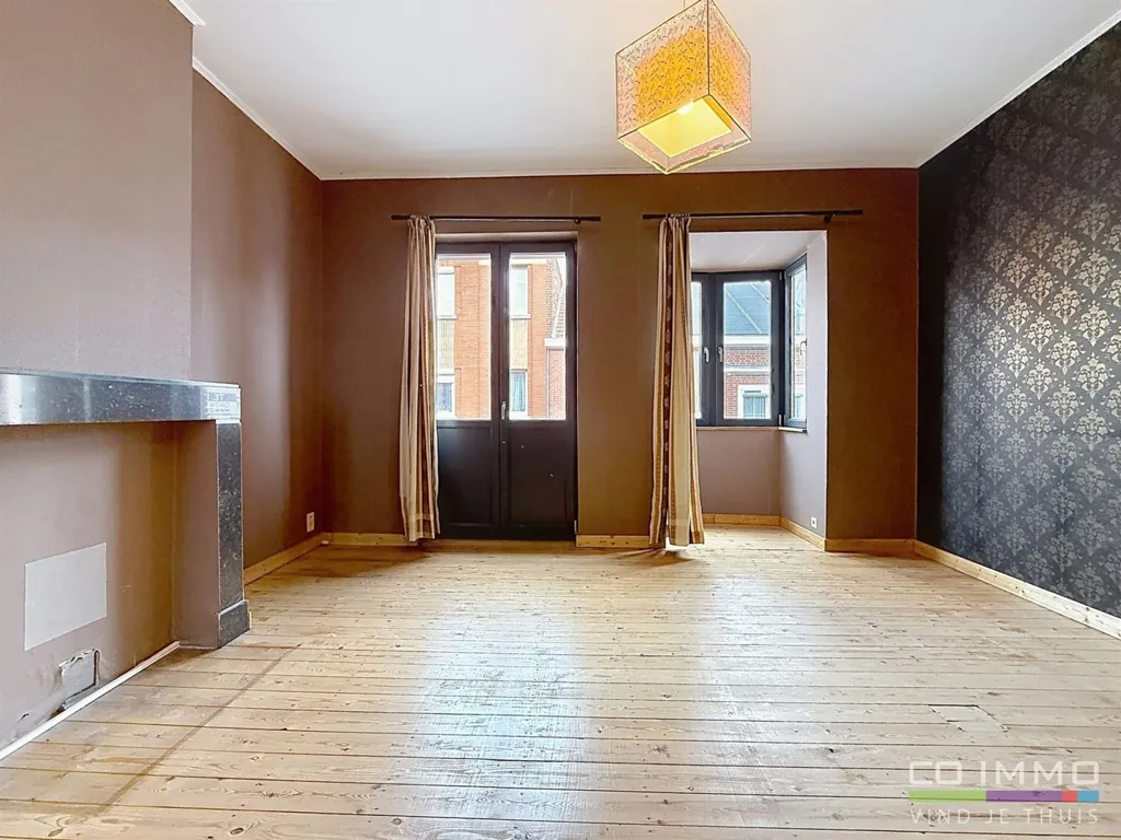 Living Room - Partially Renovated Villa in Tienen