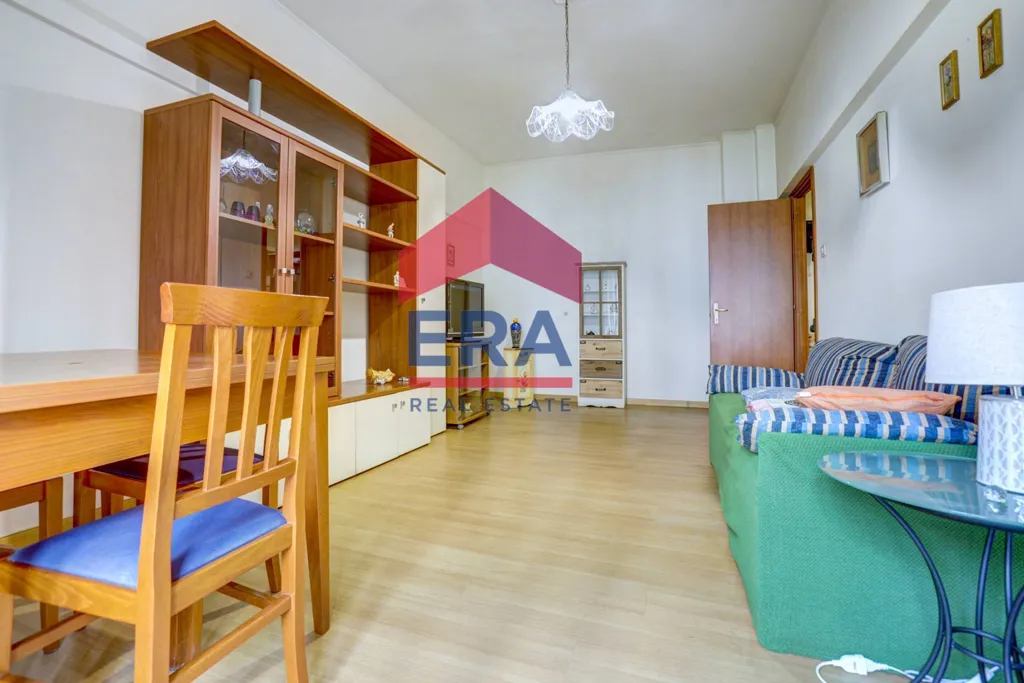 Séjour - Naked Ownership Apartment with Balcony in Rome