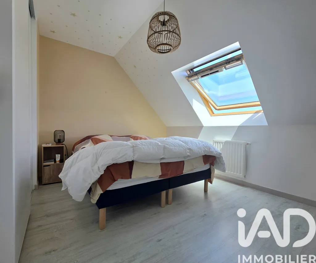 Chambres - Maison Récemment Construite avec Terrasse à Sainte-Gemmes-sur-Loire