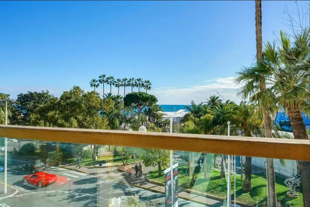 Balcon - Appartement de Luxe avec Vue Mer à Cannes