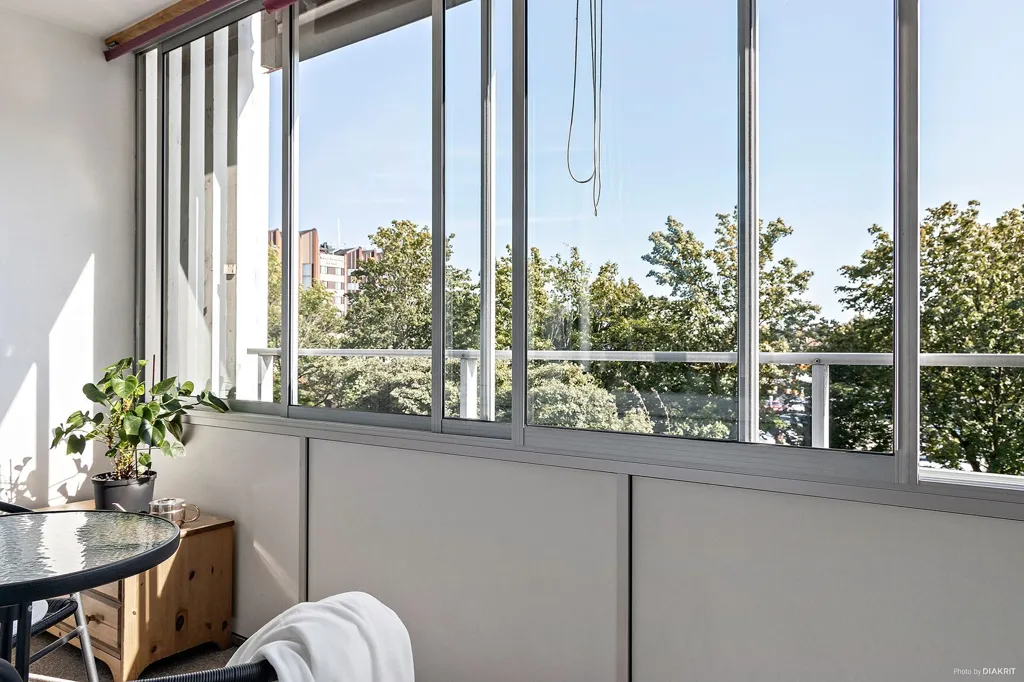 Rõdu - Apartment with South-Facing Balcony in Helsingborg