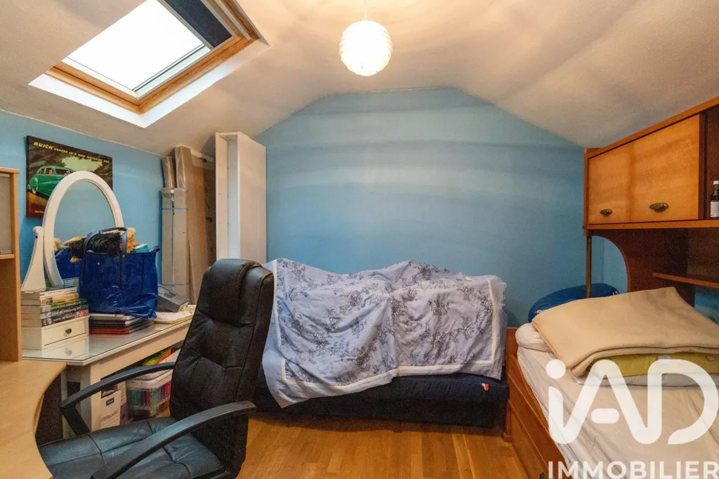 Magamistoad - Renovation Project House in Bondy
