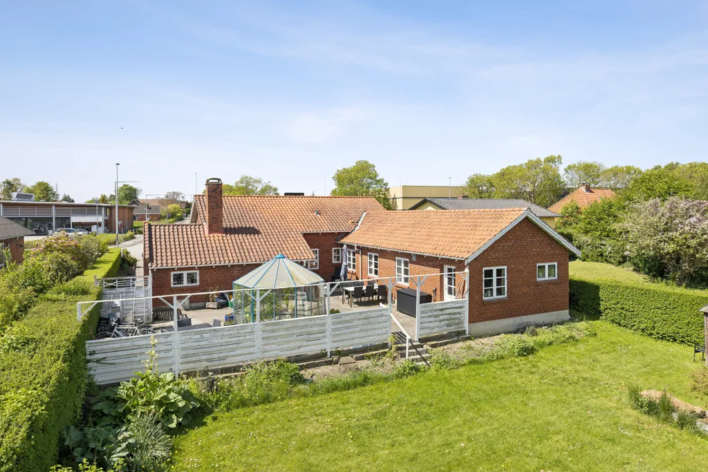 Õhuvaade - Classical Villa with Garden in Slagelse
