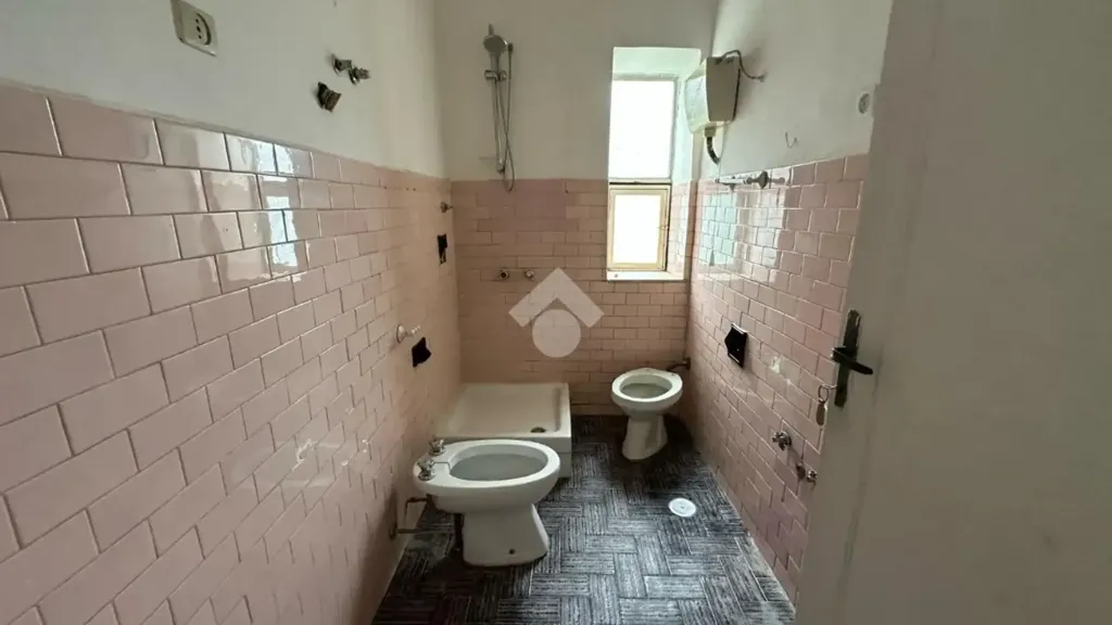Vannitoad - Three-Level Villa with Garden in Artena