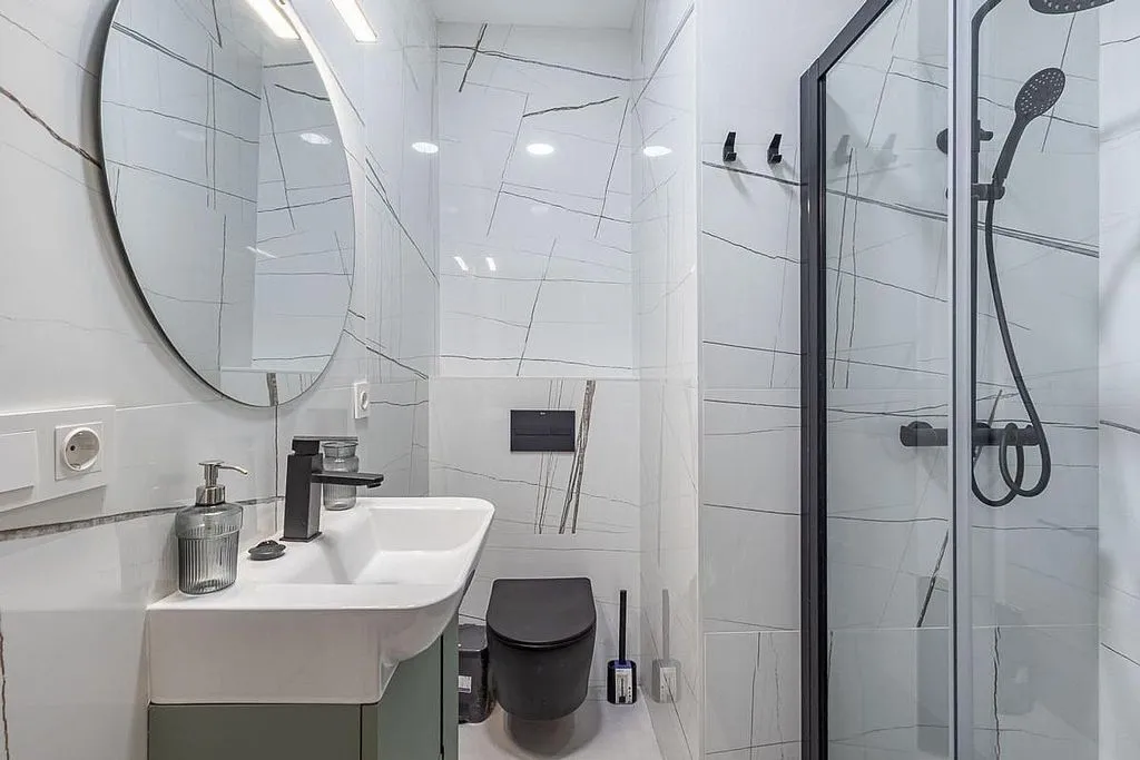 Vannitoad - Renovated Flat with Urban Views in Granada