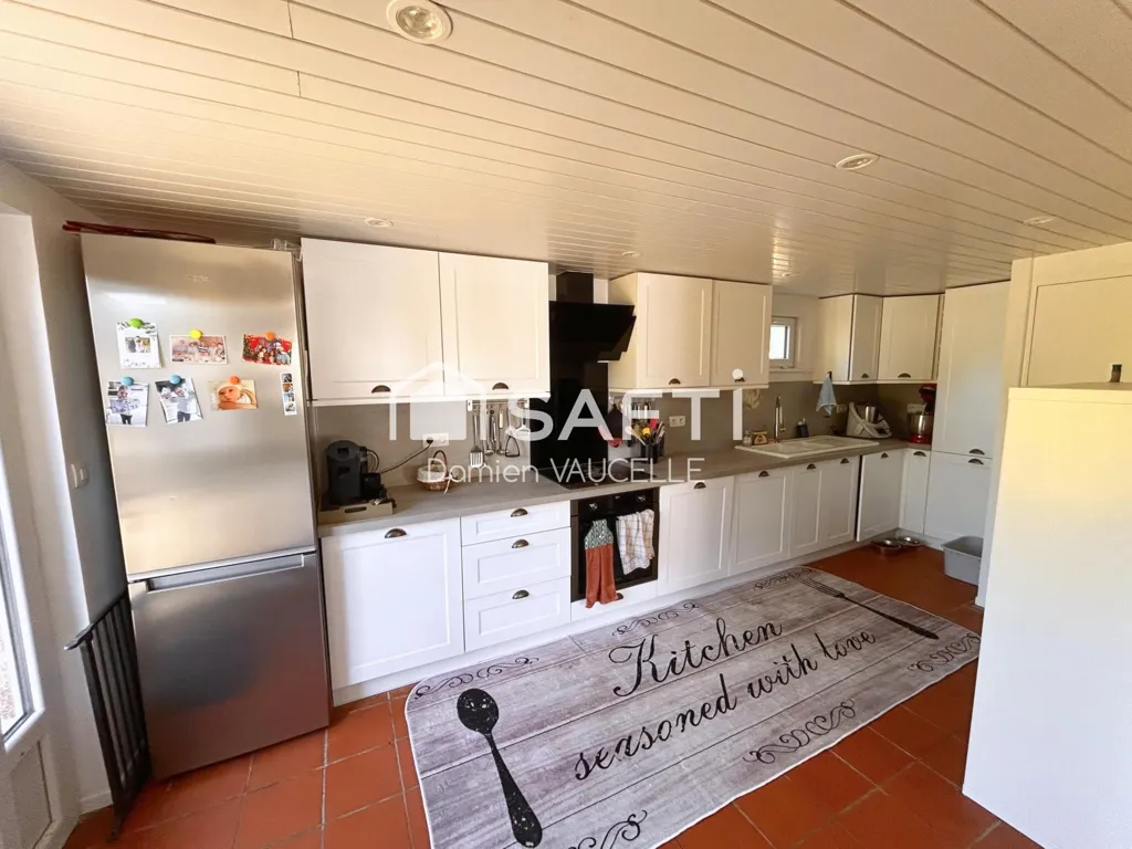 Kitchen - Renovated House with Garden in La Dorée