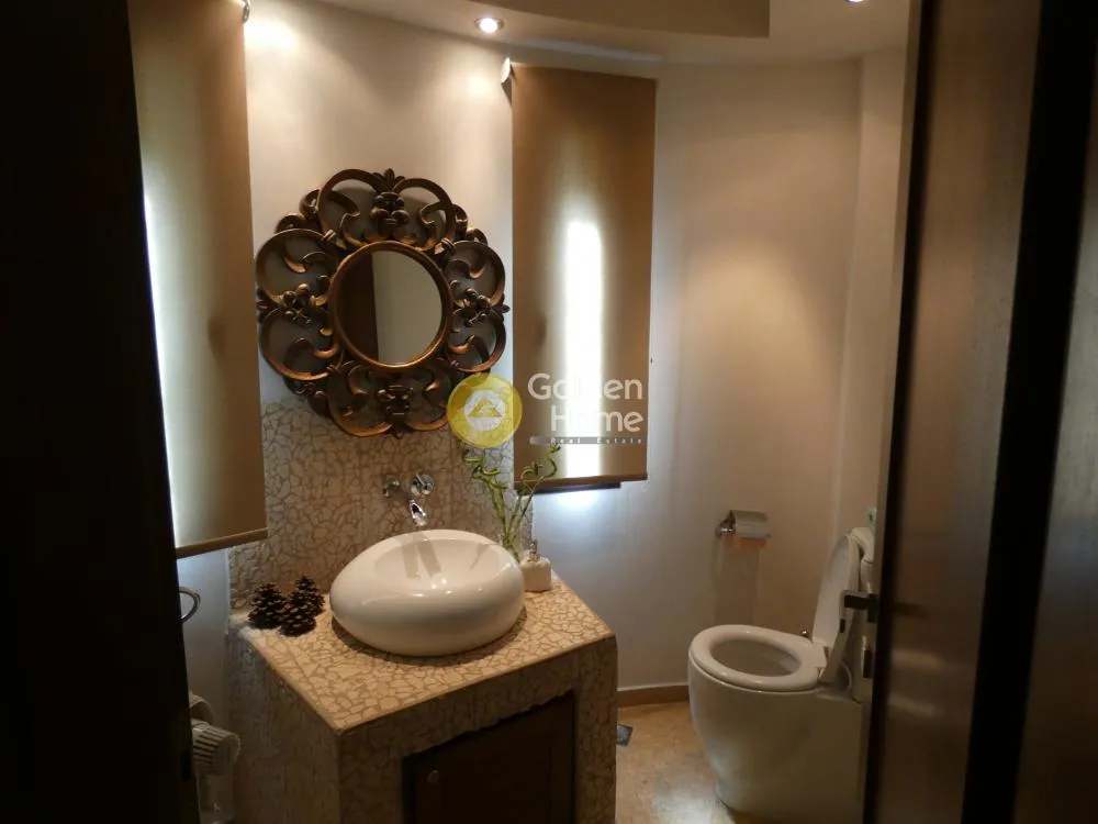 Vannitoad - Modern Villa with Garden in Kapanthi