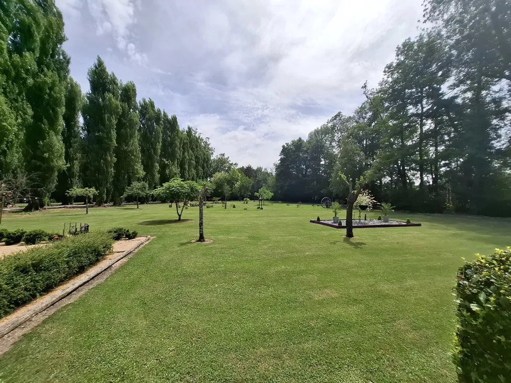 Giardino - Riverside Guest House with Mill in Chef Boutonne