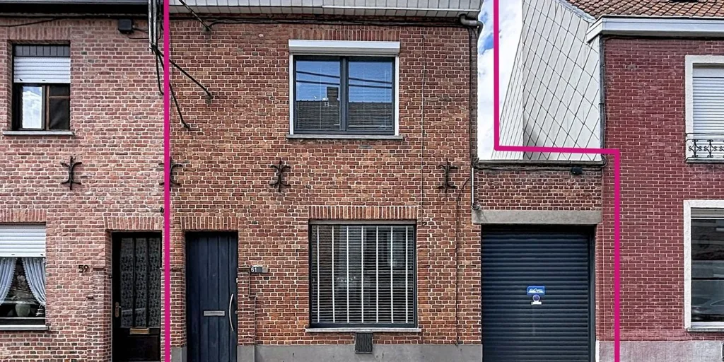 Extérieur - Maison Énergétique avec Jardin à Roeselare