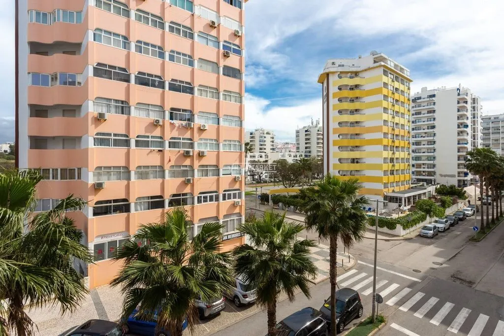 Rõdu - Refurbished Sea View Flat in Quarteira