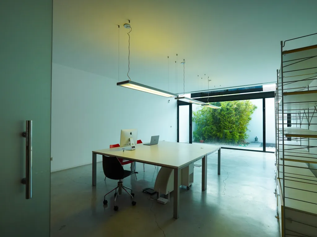 Bureau - Architect-Designed House with Studio in Almoradí