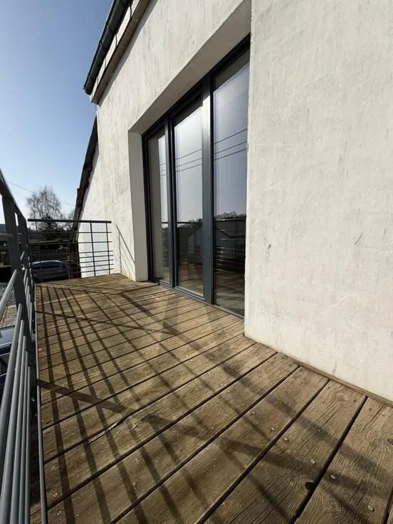 Rõdu - Spacious Flat with Terrace in Houffalize