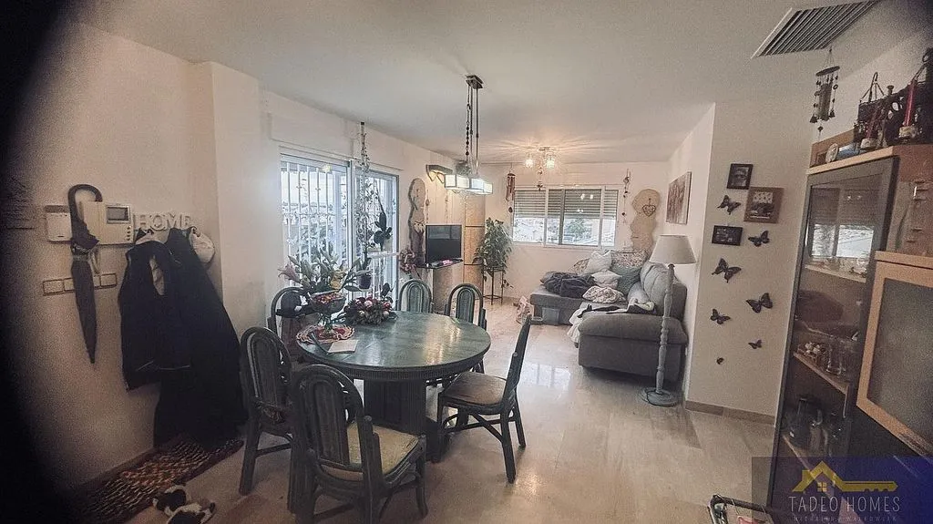 Dining Room - Penthouse with Pool View in United Golf Resort