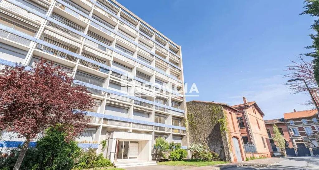 Esterno - Spacious T3 with Balcony in Central Location