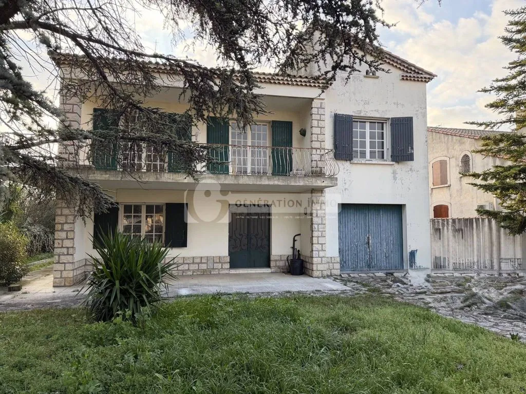 Extérieur - Maison à Réaménager avec Garage à Arles