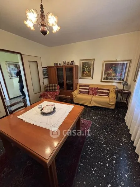 Dining Room - Villa with Private Garden in Adria