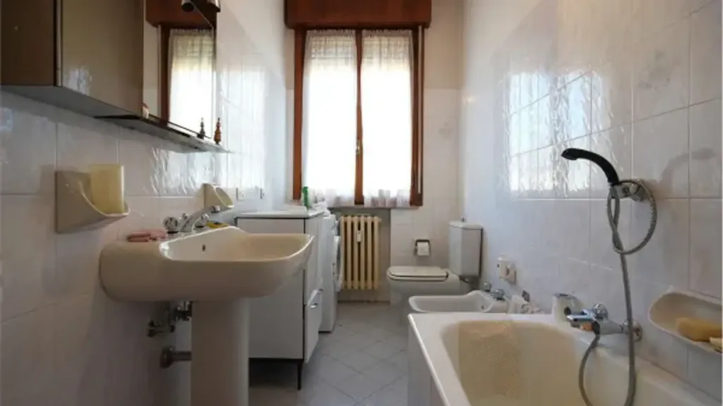 Vannitoad - Quadrilocale with Balcony in Modena