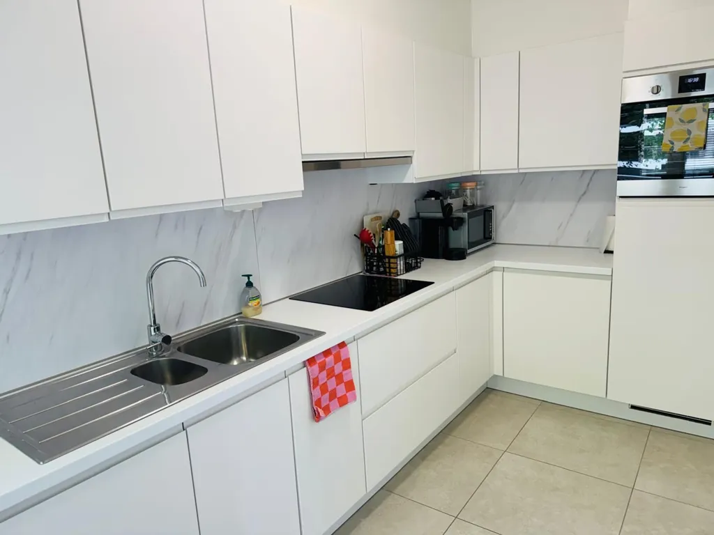 Cuisine - Appartement Rénové avec Terrasse à Anvers