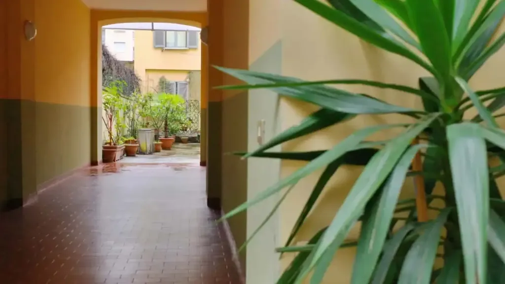 Jardin - Bright Studio with Metro Access in Milan