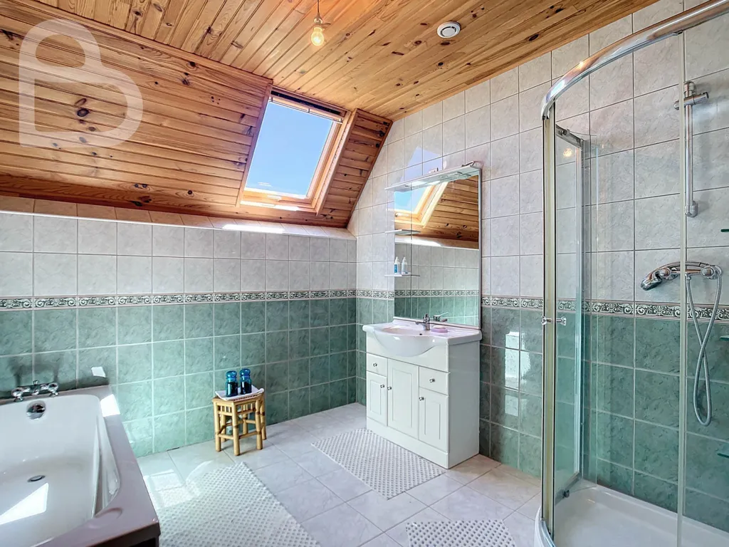 Bagni - Spacious Villa with Equestrian Potential in Gourdon