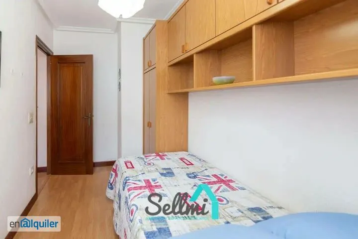 Chambres - Furnished Flat in Oviedo Centre