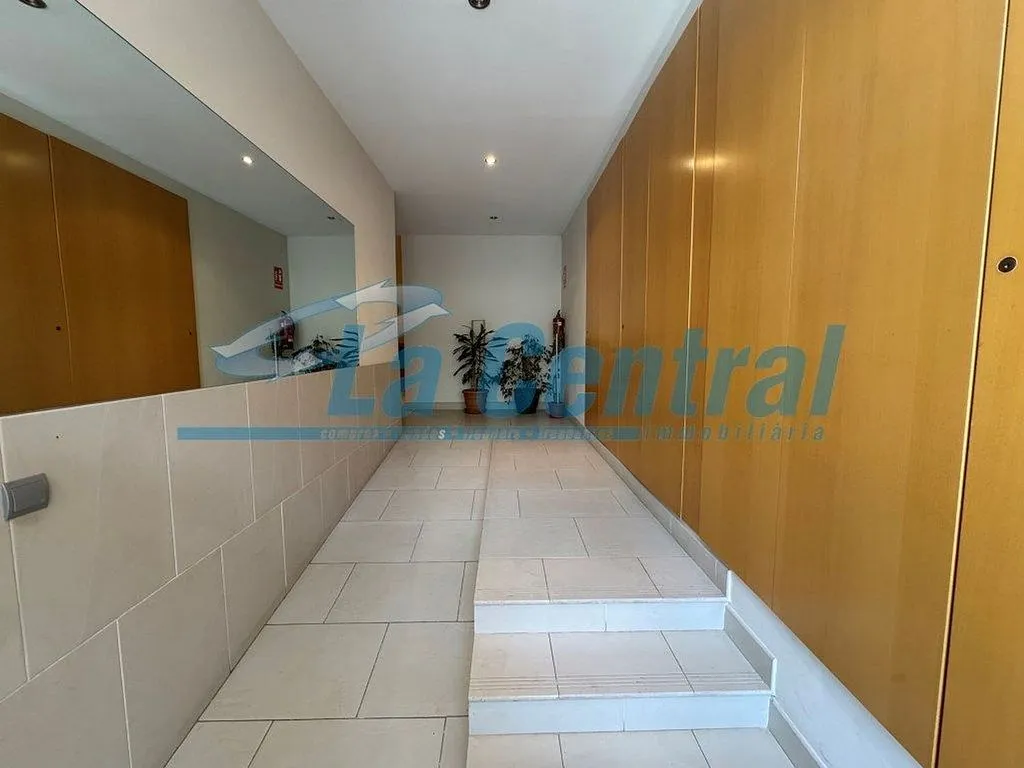 Hallway - Bright Apartment with Open Plan in La Sénia