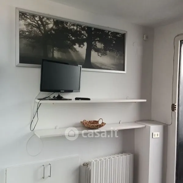 Chambres - Mansarded Studio in Historic Building, Genoa
