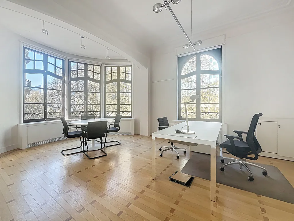 Kabinet - Office Space with High Ceilings in Brussels