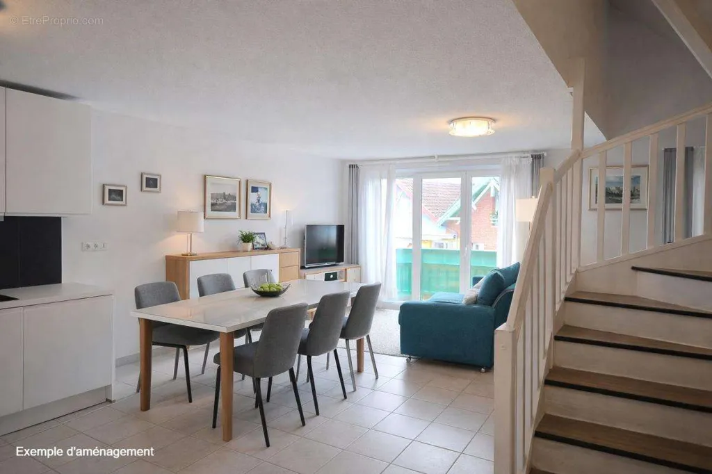 Sala da pranzo - Apartment with Terrace in Aiguillon Centre