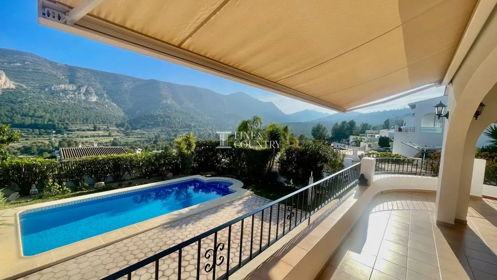 Bassein - Modern Villa with Panoramic Views in Pedreguer