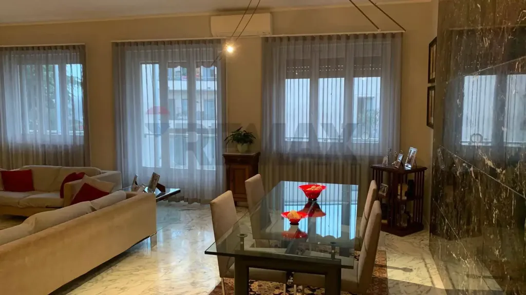 Elutuba - Rusticated Apartment with Panoramic View in Pavia