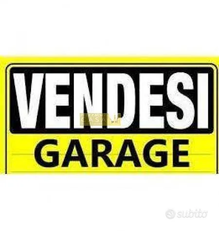 Garage - Garage with Access in Tortoreto Lido
