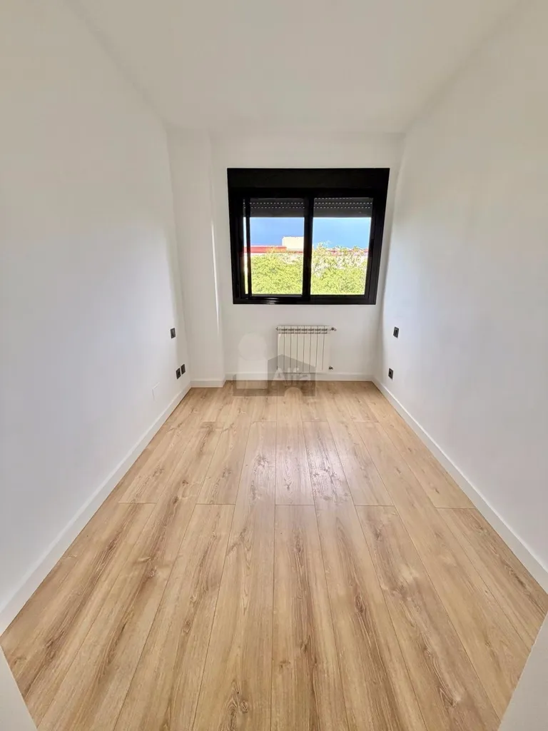 Toad - Modern Flat with Terrace in Prado de Somosaguas