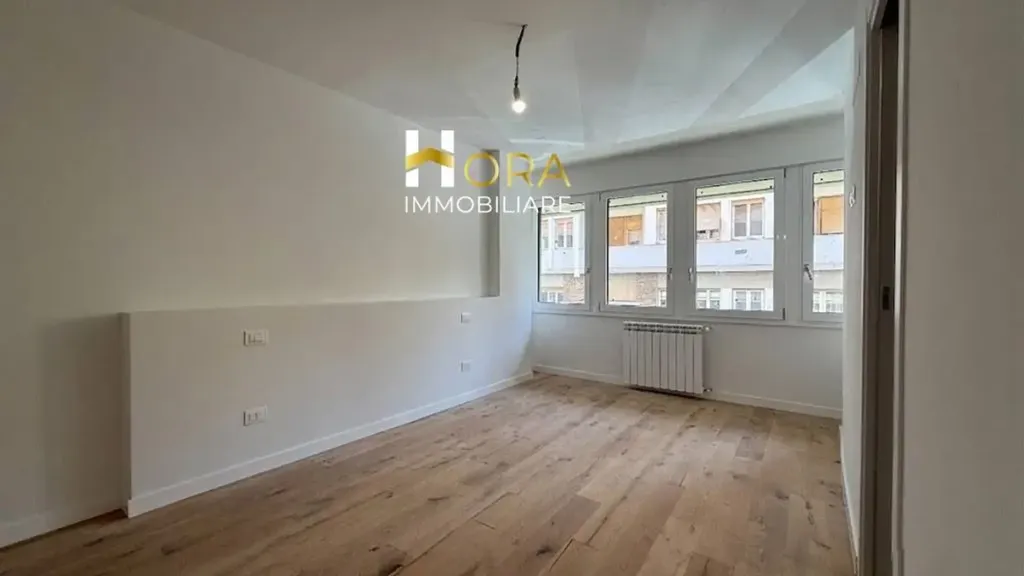 Toad - Rearranged Apartment with River View in Florence