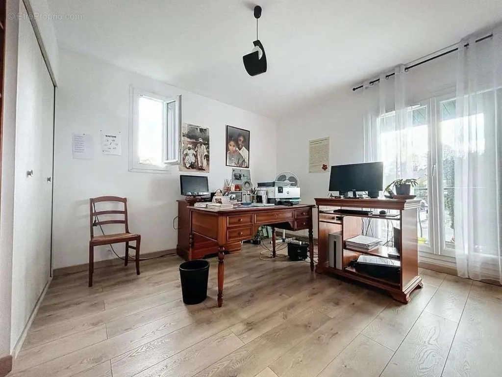 home_office