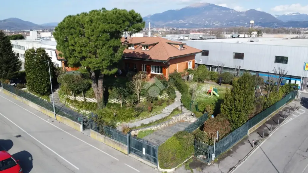 Vue aérienne - First-Floor Apartment with Private Porch in Mozzo