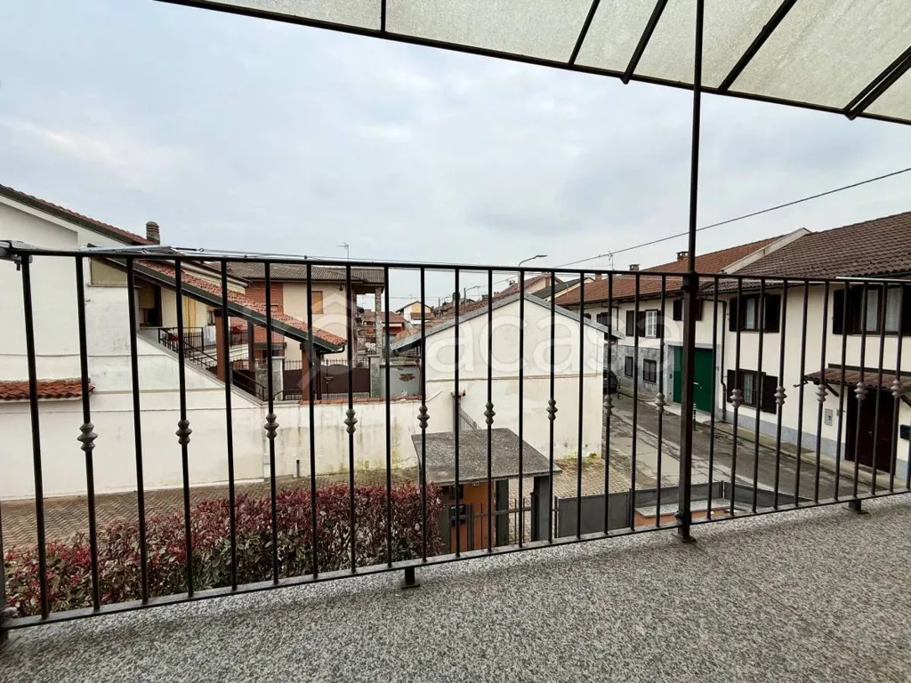 Balcon - Rustic Villa with Private Garden in Carmagnola