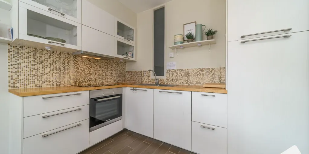 Köök - Studio with Sea View in Sint-Idesbald