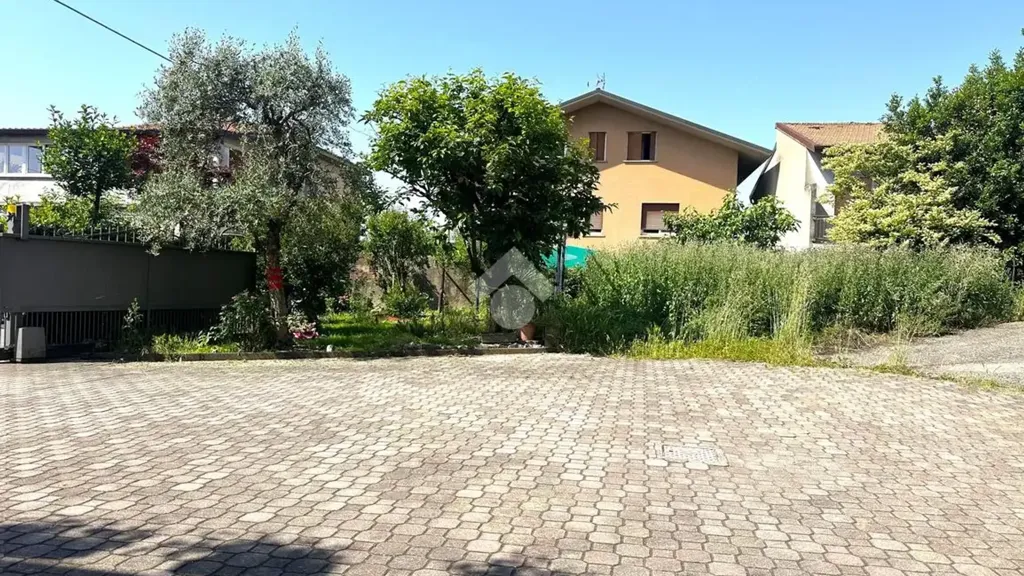 Extérieur - Central Bifamily Villa with Terrace in Adro