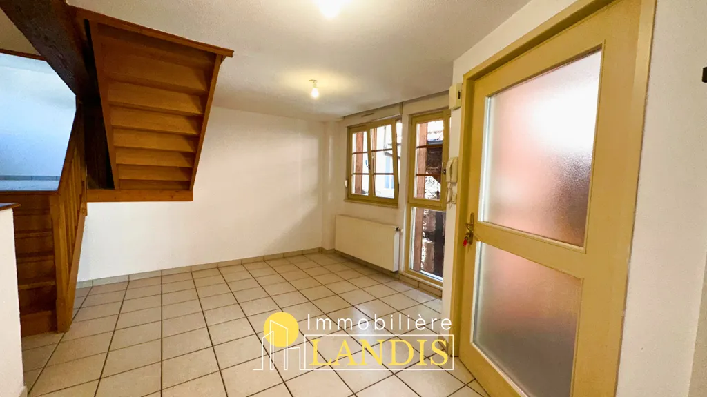 Entrée - Appartement 4 Pièces avec Garage au Centre de Sélestat